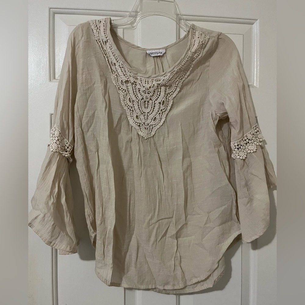 Three quarter sleeve blouse